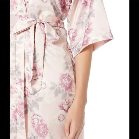 NEW/ Flora by Flora Nikrooz / NWT/ Brenna Printed Wrap Robe Pink - Picture 2 of 3